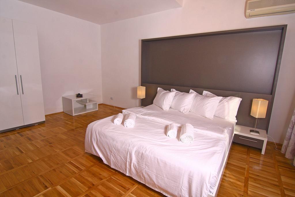 Nirvana Accommodation Bucarest Chambre photo